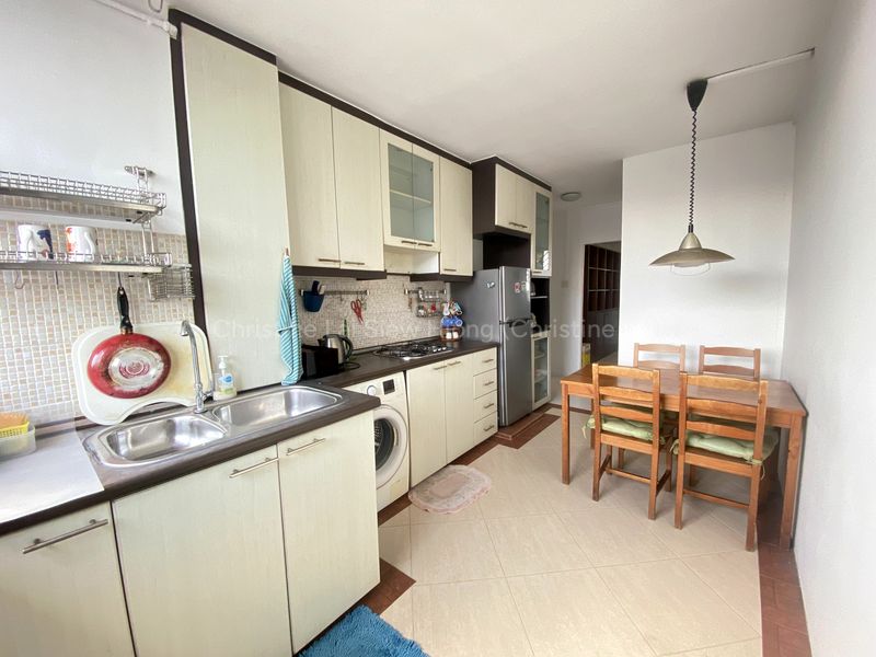 4 Room (4S) HDB for Rent in  130 Bishan Street 12 - Image 6